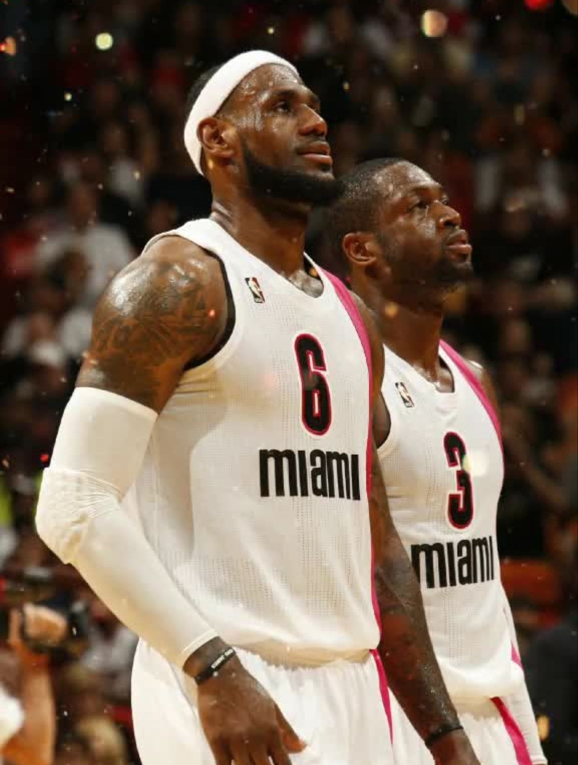 很多年过去了他依然保持巅峰詹姆斯壁纸nba