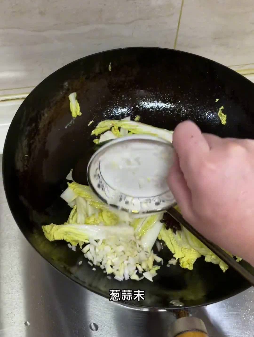 星何美食录,清汤寡水版娃娃菜炖干豆腐做法