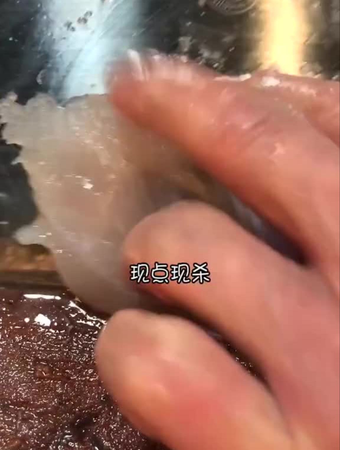 盆鱼宴吃过吗!深水大鱼头火锅来啦!