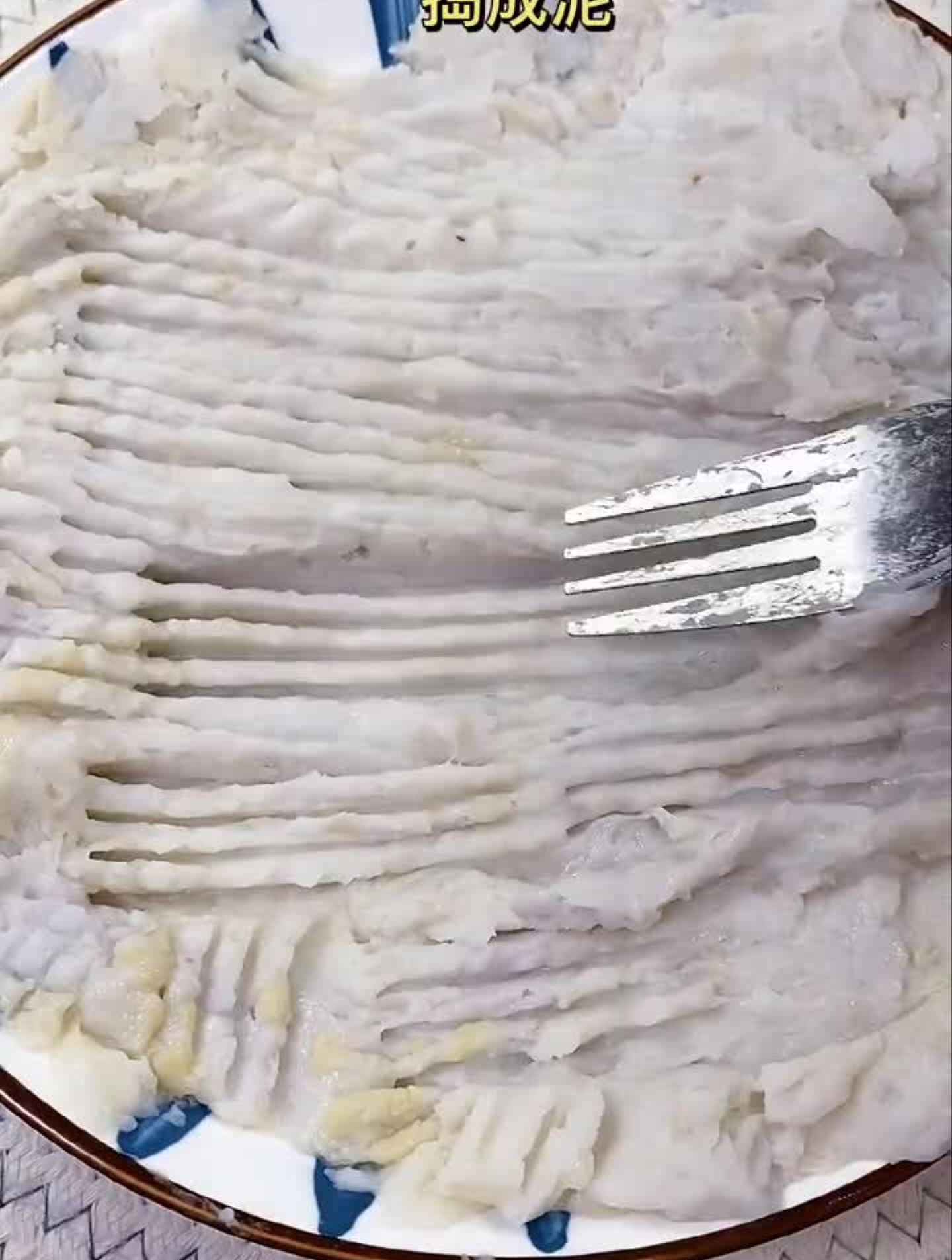 吃货的我发现芋头做成饺子皮,Q弹劲道,芋头的香