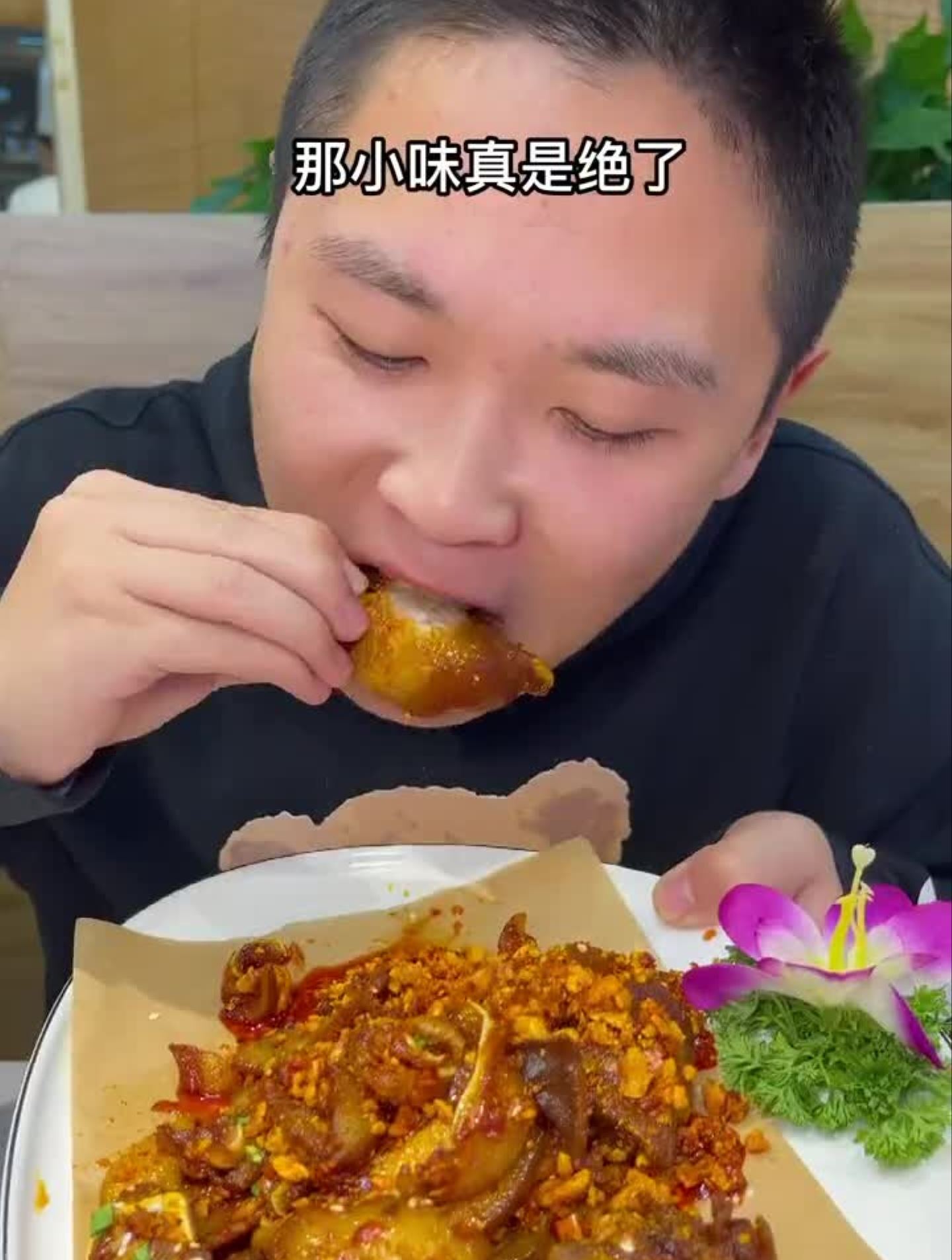 私房湘菜馆,白色的洞庭湖回头鱼你吃过吗?