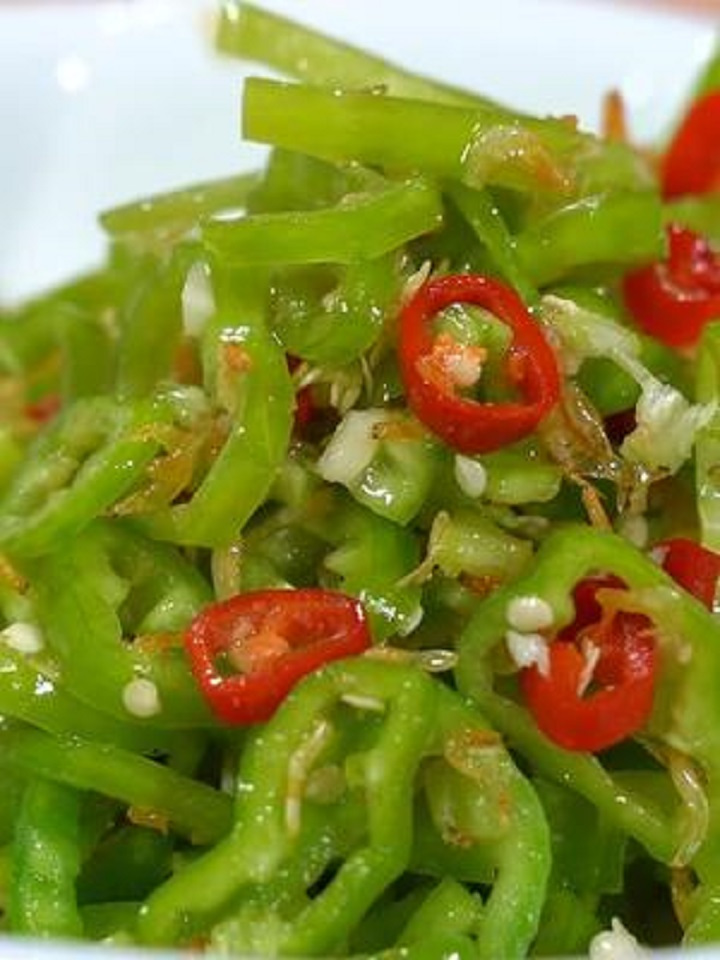 最近你要是有去青岛的打算,建议学会这个青岛菜