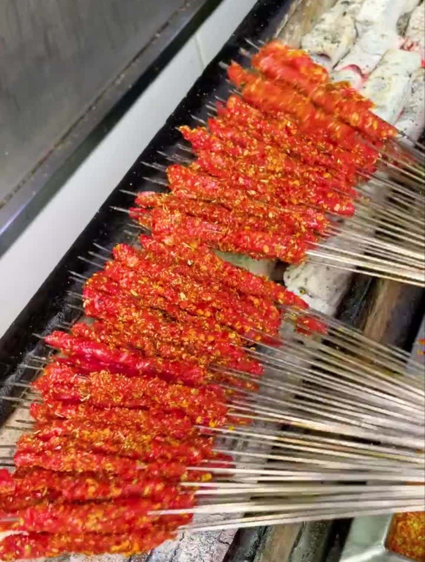 一口三分熟,一口陈醋榨菜,没谁了!