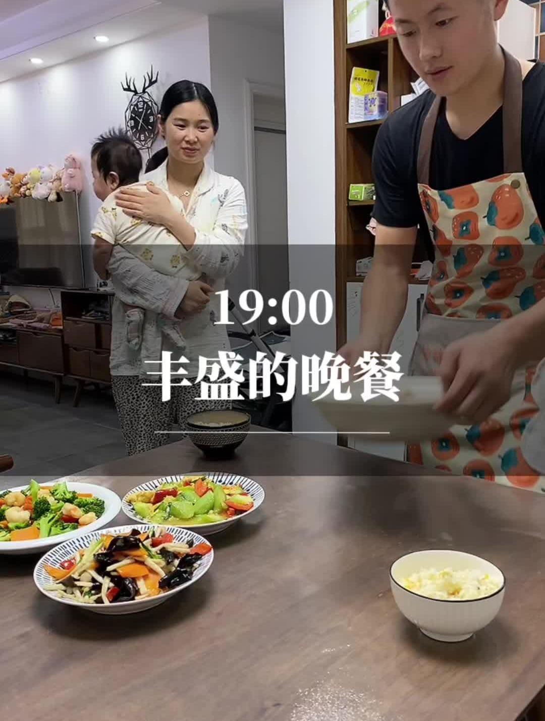 前几天老婆ru腺炎回奶了,今天早点回来做个通草猪蹄汤