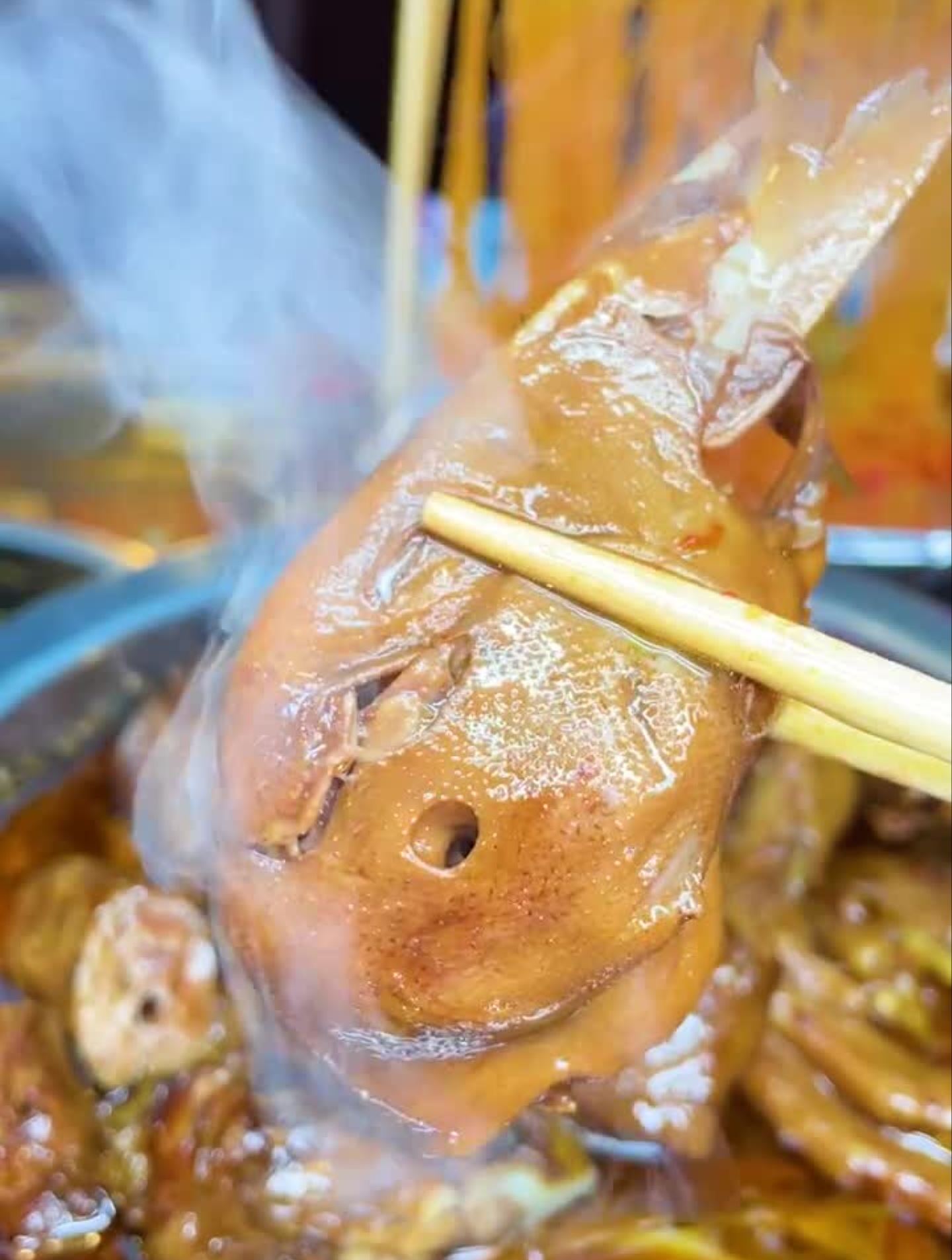 我敢说,这是红旗街下jiu扛把子!