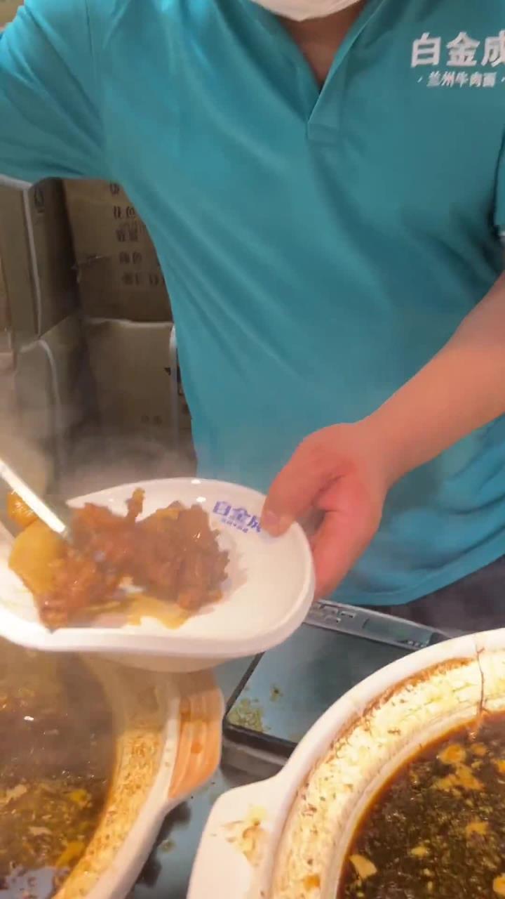 北门桥又开一家兰州拉面,剔骨牛肉面是招牌