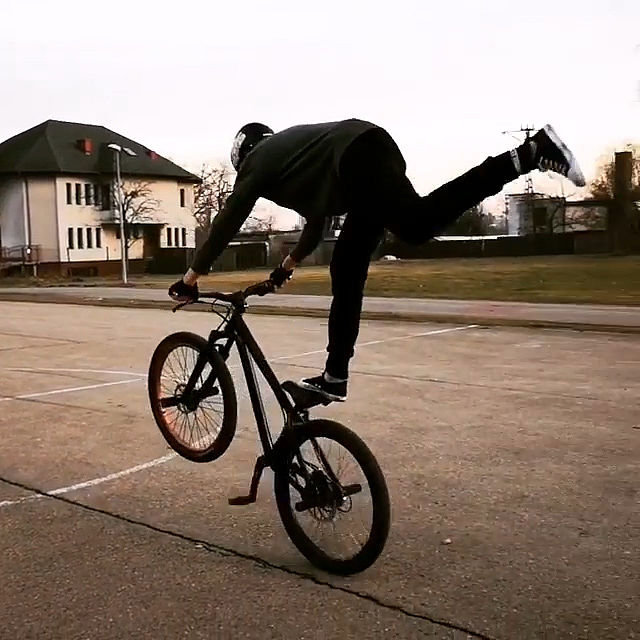 蜘蛛侠超级跑车游戏更新：全新角色、专属任务和多人模式！