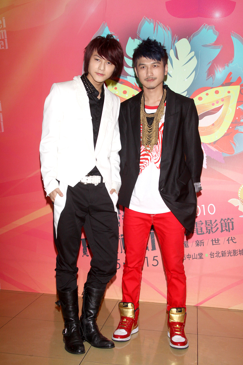 2010年7月5日,台北,电影《当爱来的时候》记者会.***_***棒棒堂王子++