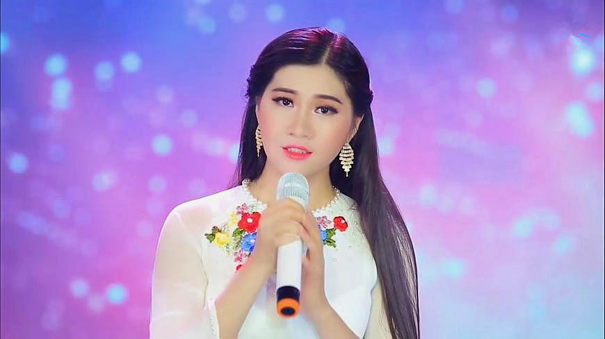 [图]好听的越南歌曲《Cát Bụi Cuộc Đời Mai Phương Thảo》