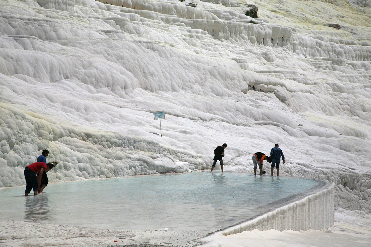 2006年5月10日,土耳其,伊兹密尔(izmir)的棉花堡(pamukkale)以神奇独