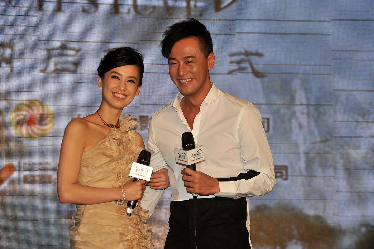 2011年8月10日,北京,电影《白蛇传说》官网启动仪式.***_***林峰 黄圣