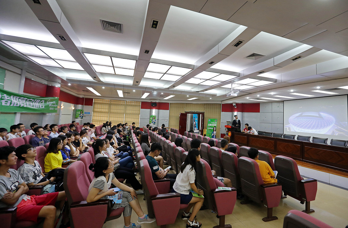 云南2022年读卫校学什么好