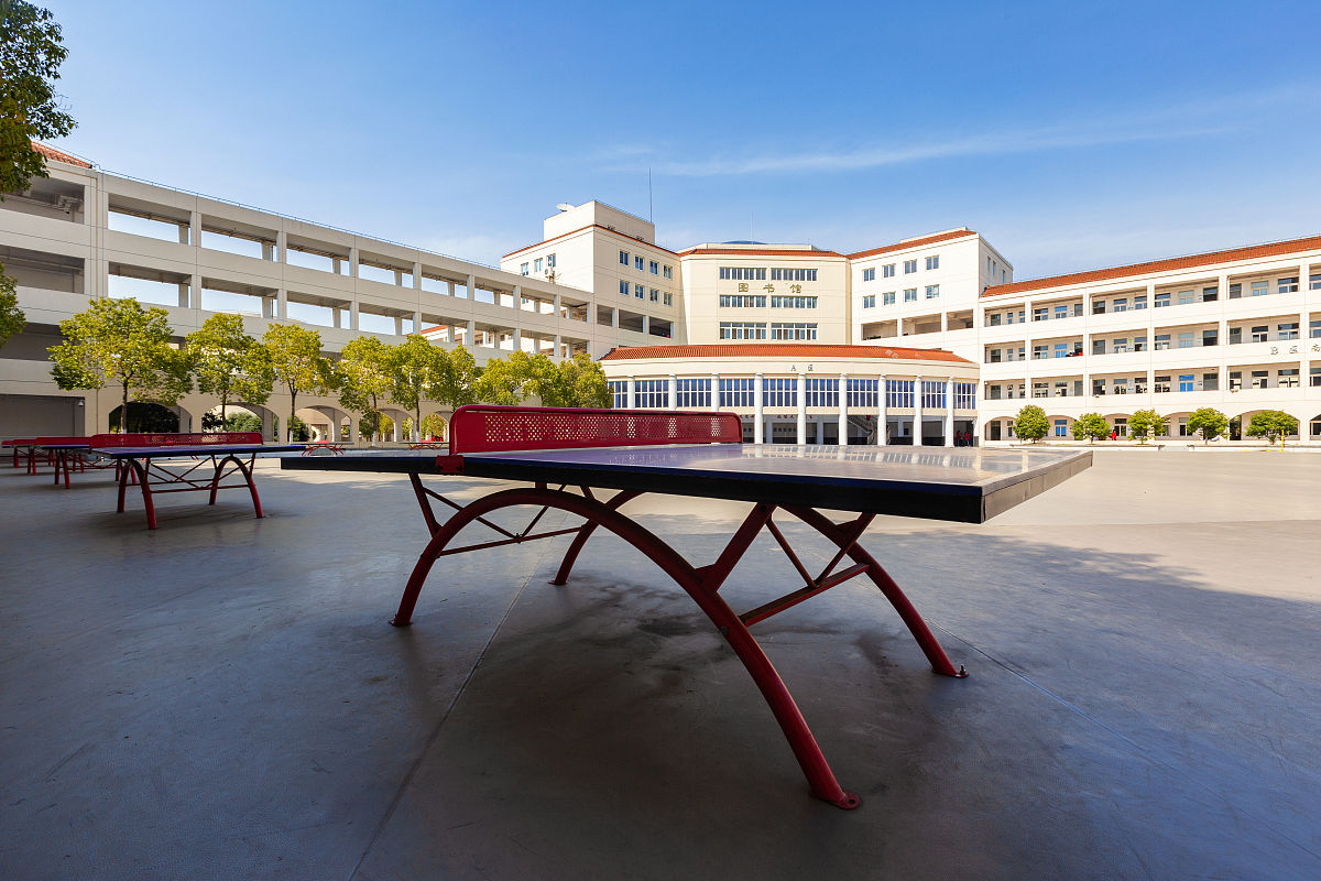 承德腾飞中等专业学校地址 - 承德市双桥区建设南路