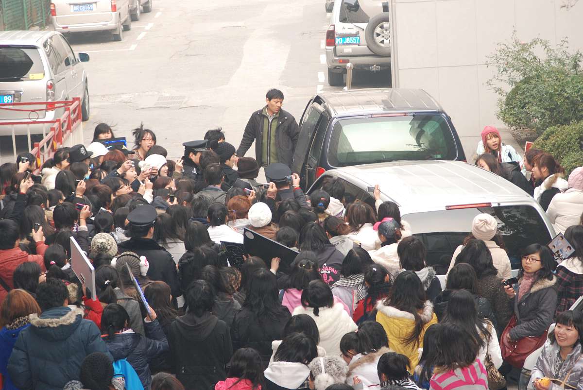2009年1月9日讯,上海,人气组合sjm来上海录制春节节目.***_***+++_+++