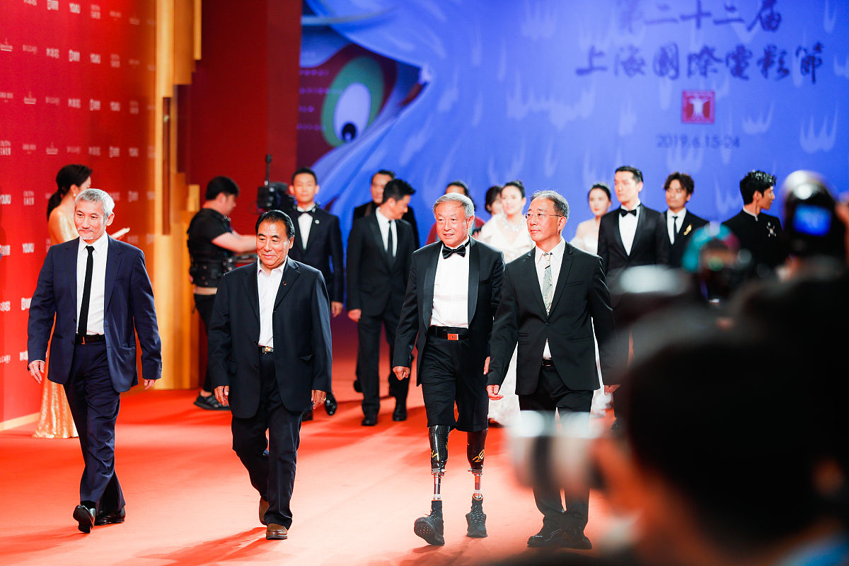 李显龙总理2023国庆演讲爆红网络：朴实真诚的领导风格获赞