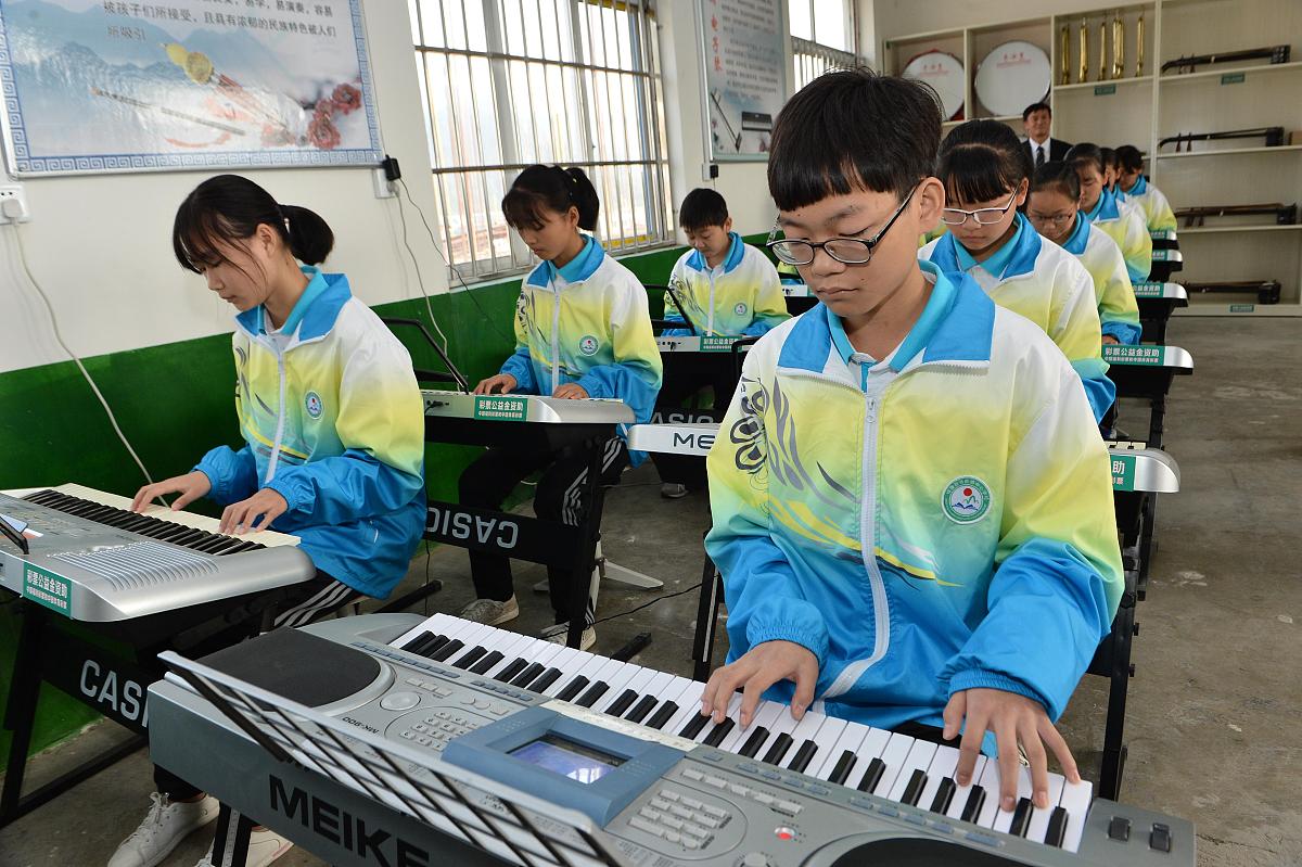 2019年自贡市电子信息职业技术学校招生简章 - 报名条件及招生对象