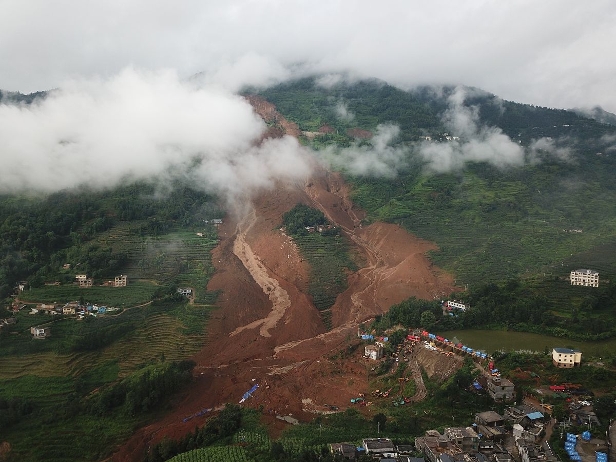 六盘水卫校2019年招生简章：临床医学、口腔医学等专业招生