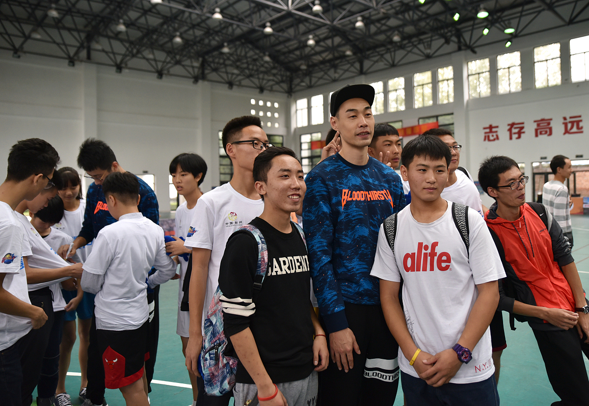 成都市体育运动学校运动训练专业可以选择哪些就业方向