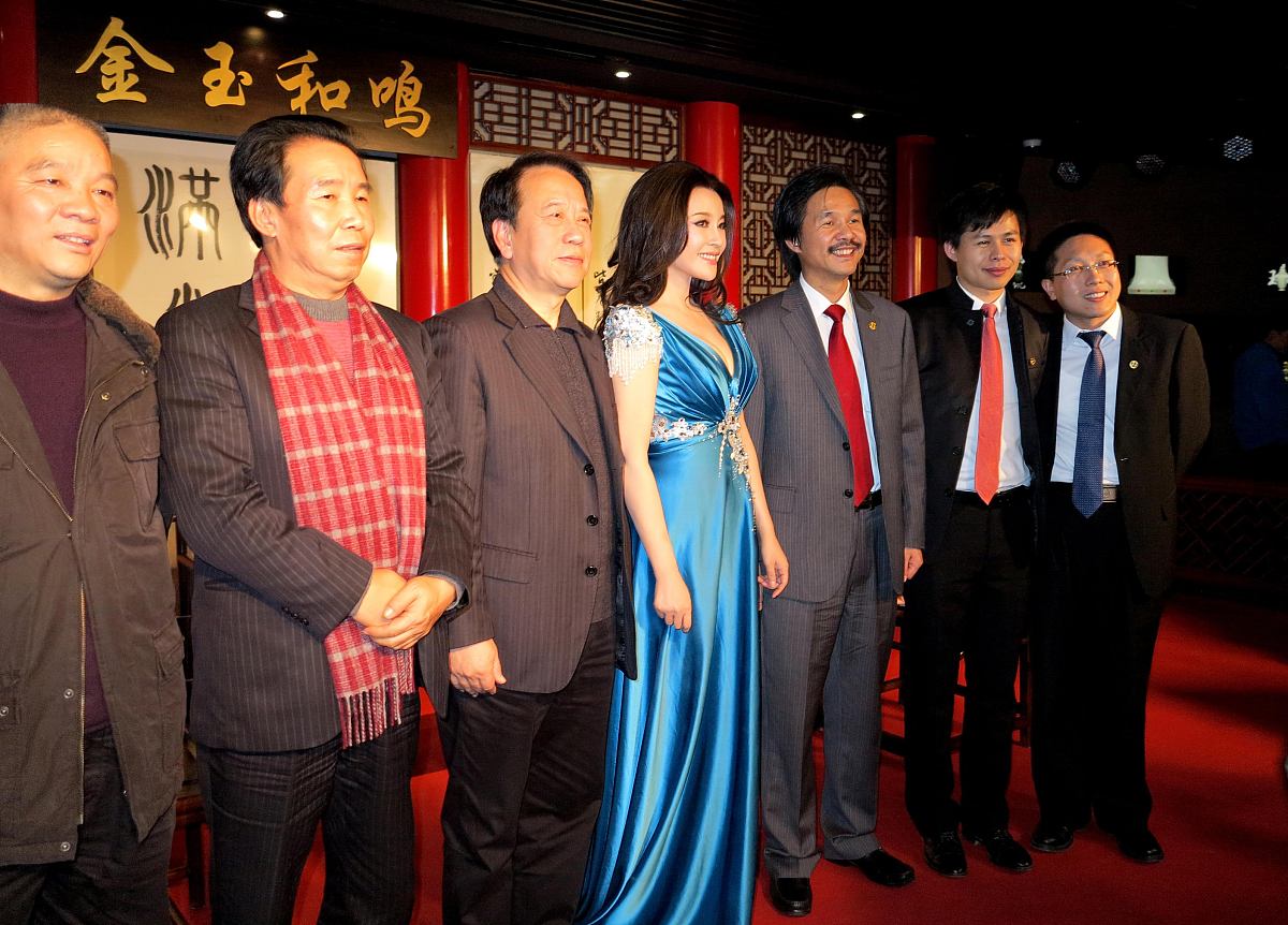 C语言程序分析：++运算符与赋值顺序