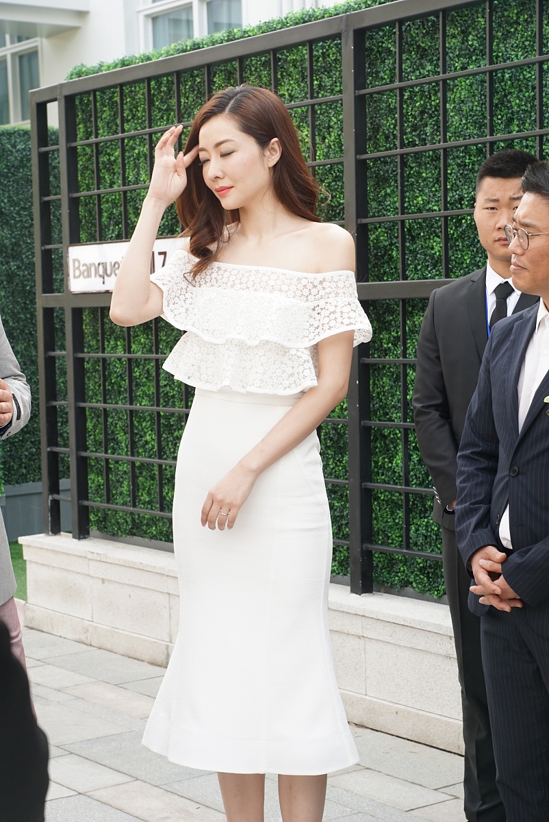 2017年4月18日,上海,熊黛林出席私人婚纱会所活动.***_***