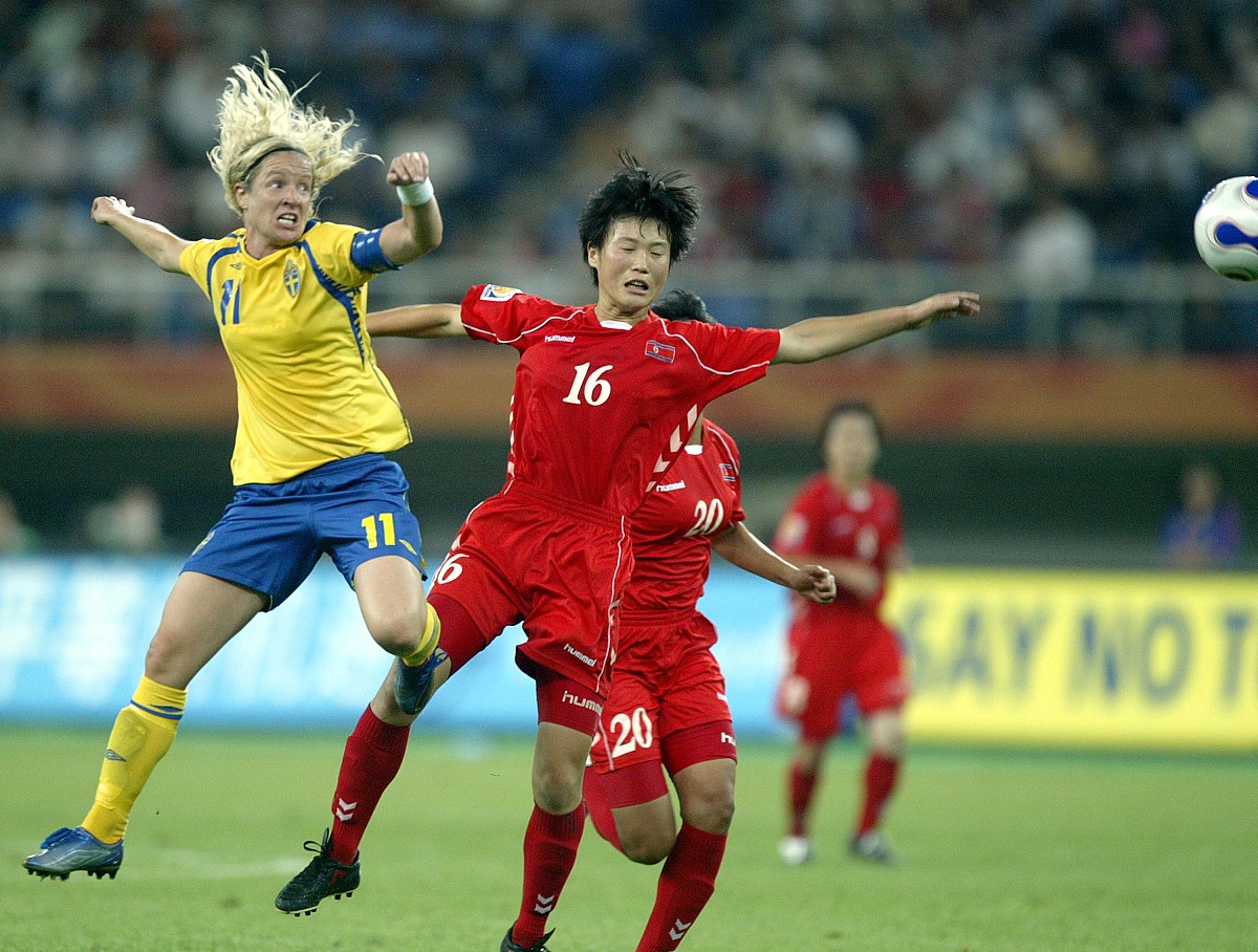 2007年9月18日,天津,女足世界杯b组小组赛,朝鲜国家女子足球队对阵瑞