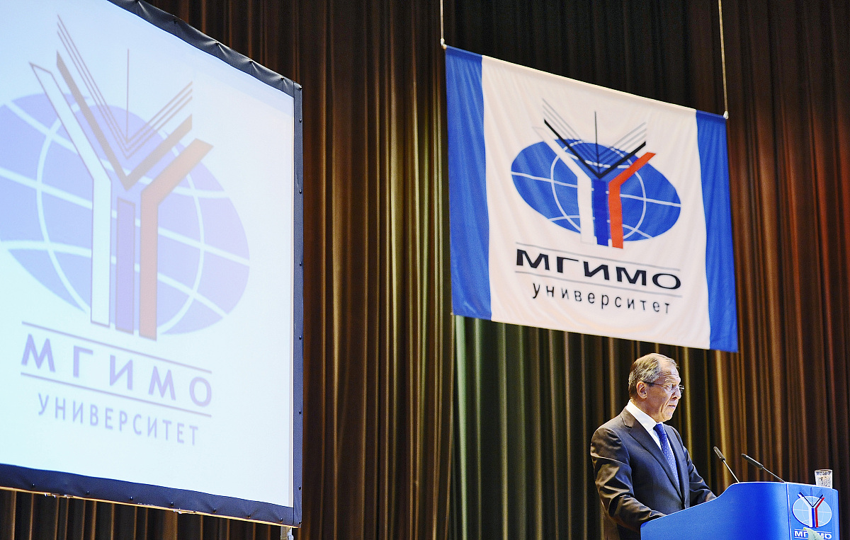 高考文科生历史、政治、地理可以填报志愿最好的前10名专业以及其专业的就业方向和就业行情