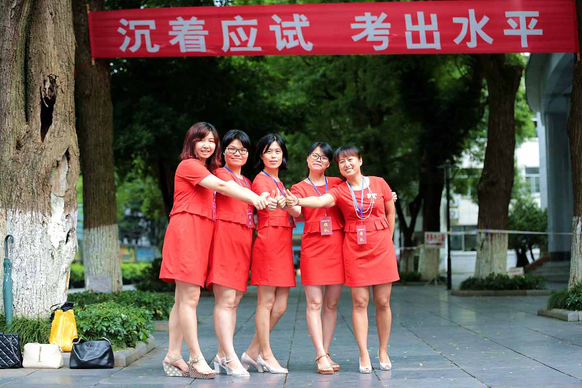 广西2022年中专卫校考大专