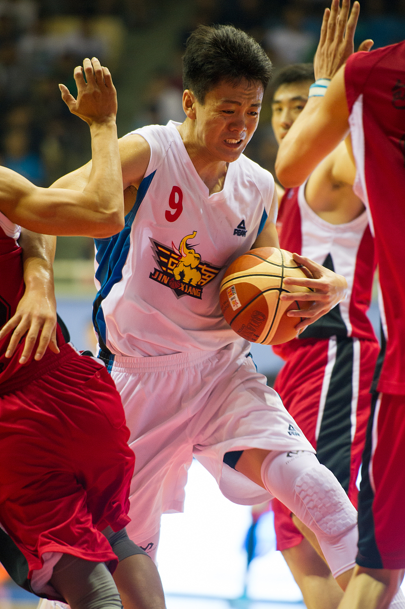 贵阳航空学校招生标准：身高、文化水平、航空知识及综合素质