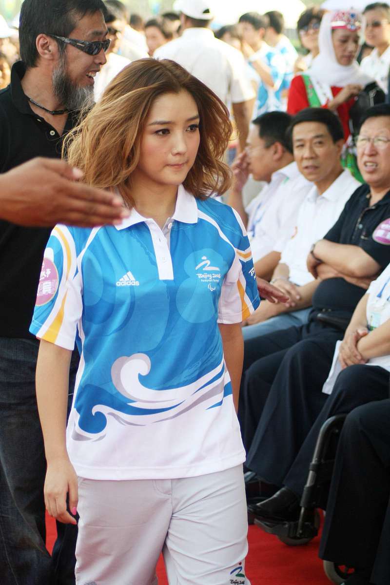 2008年9月5日,北京,"中国故事"主题文化活动发布会.何洁+++_+++中国故