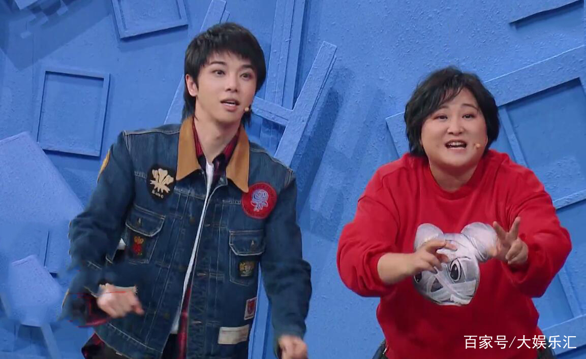 贾玲玩游戏比划动作,沈腾脱口而出正确答案,却