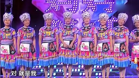 《妈妈咪呀》明星妈妈大跳广场舞,说出儿子名字后全场大惊