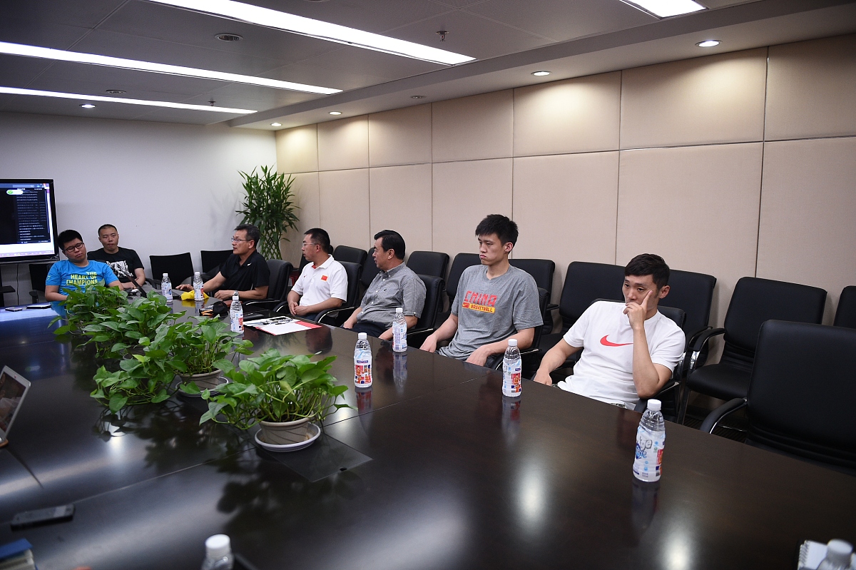 请对信诺招商人寿 保险公司销售人员培训体系存在问题进行原因分析具体如下：41 外部原因411 保险市场快速变化