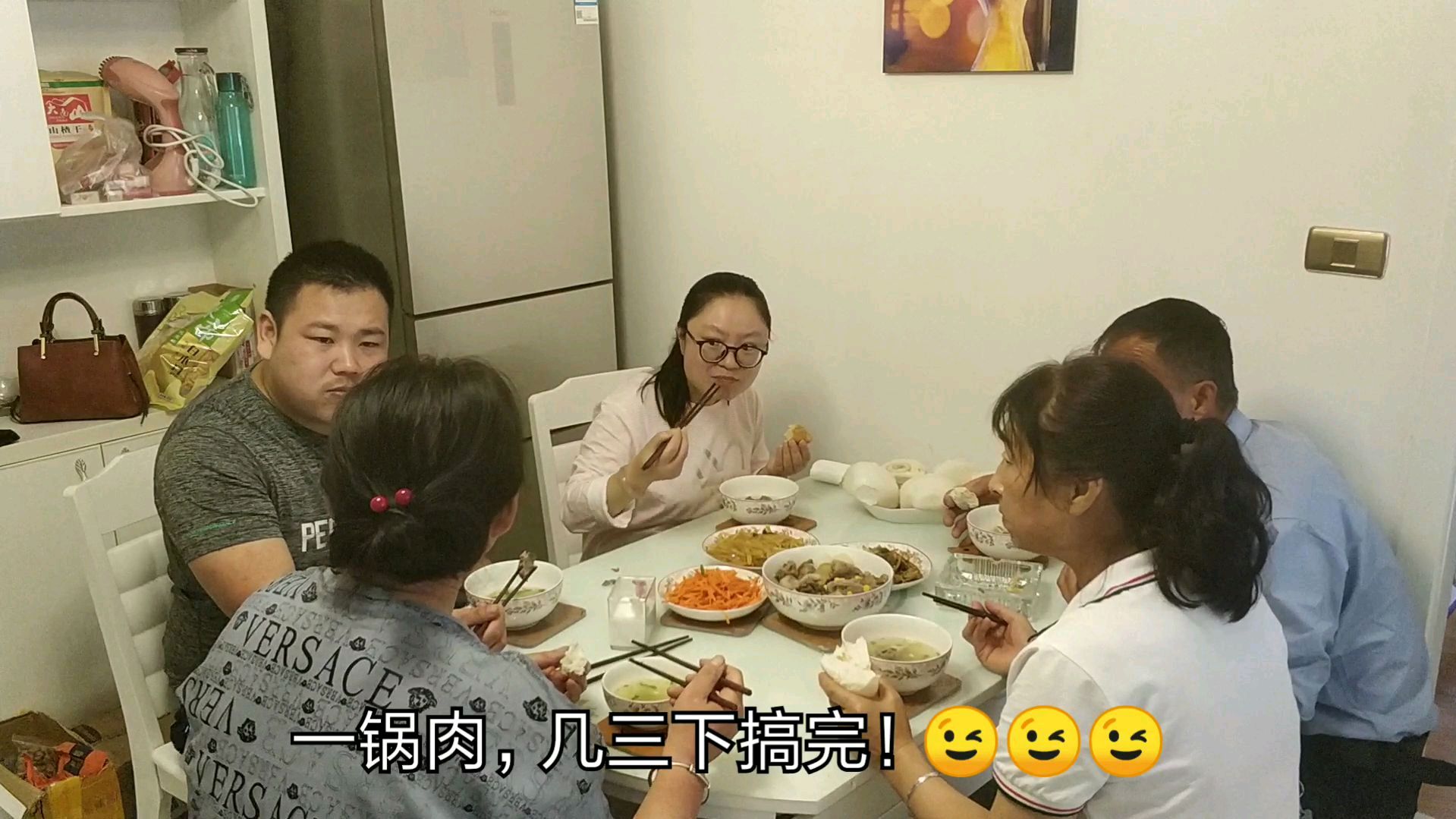 婆婆做了大锅清汤羊肉!孕妈大口吃完肉,直言还要干大碗汤!