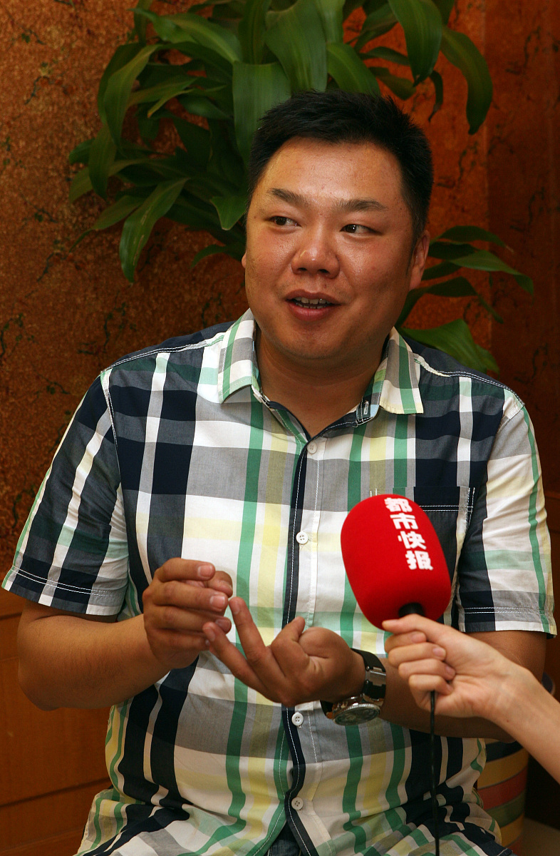 2012年5月16日,陕西省西安市,明星出席电视剧开机仪式.***_***姜超+++