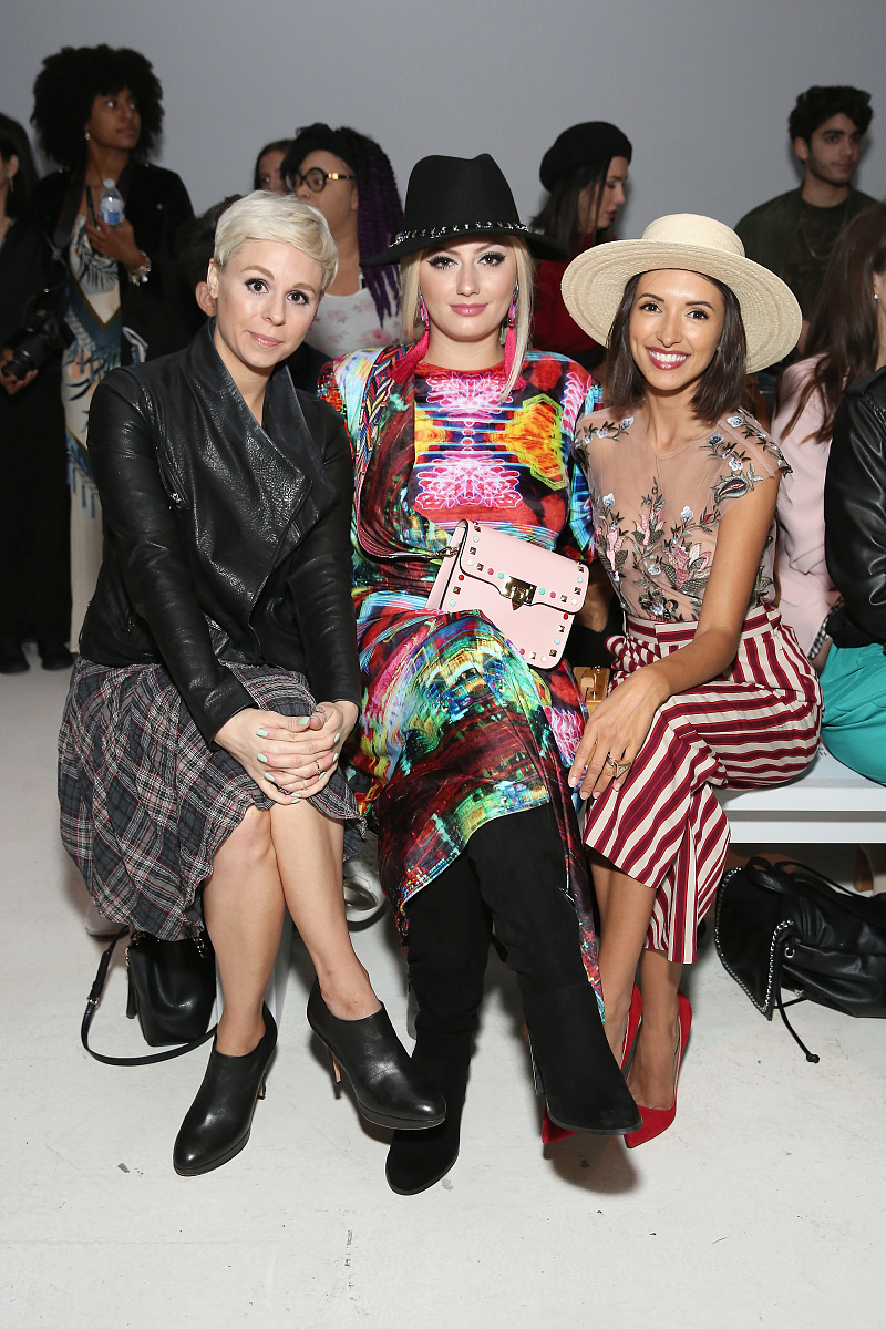 new york, ny - september 10:  (<strong>l</strong>-r) actresses sarah mack