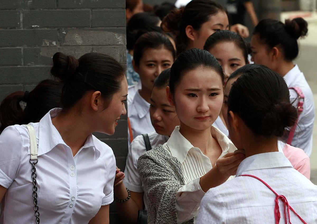 西安初中女生毕业后读什么中专学校好