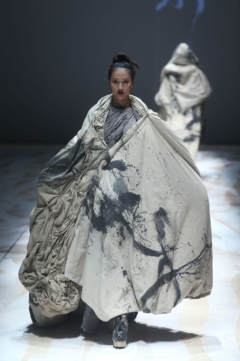 面料在服饰文化中的重要性和独特价值