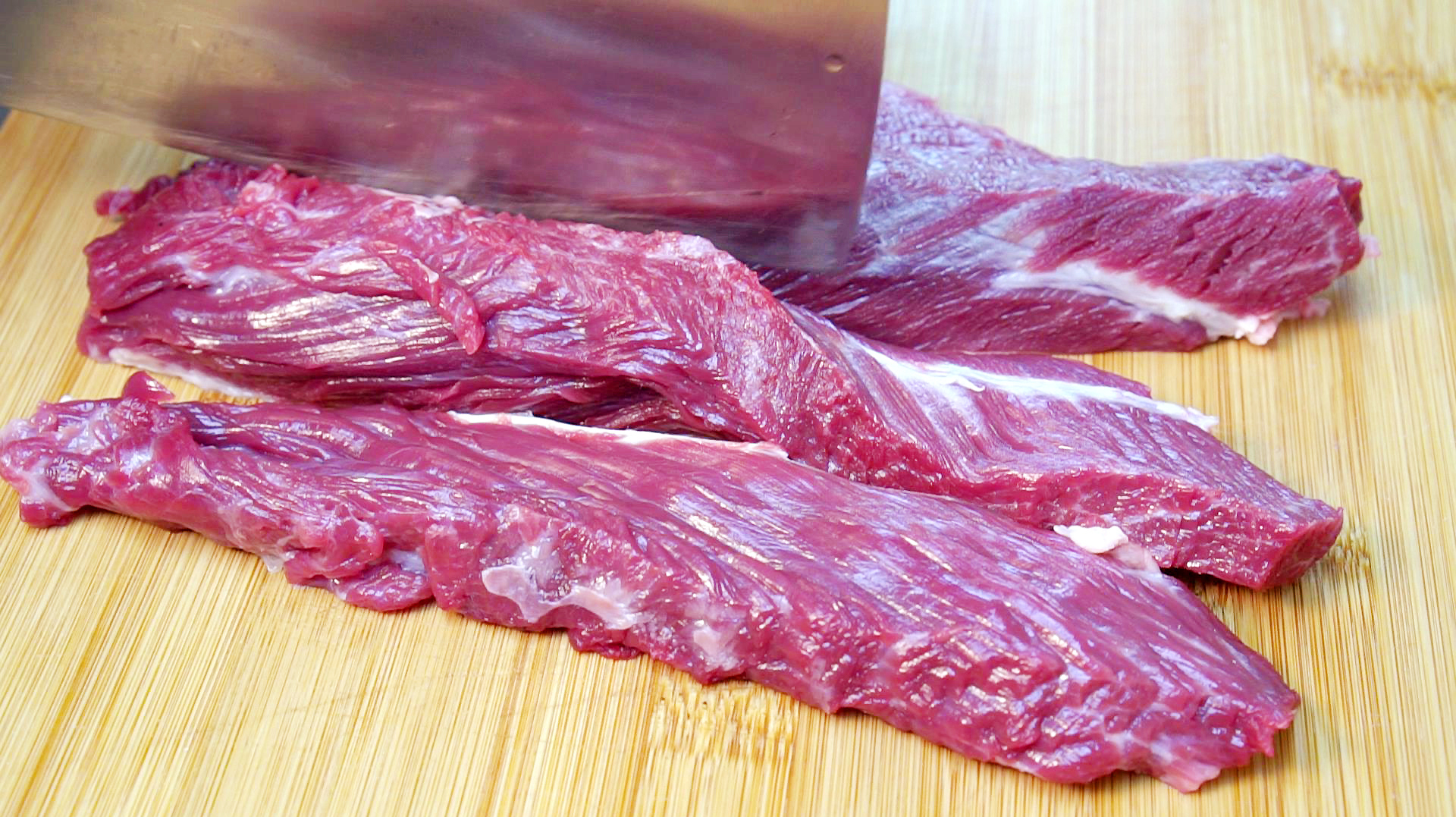 牛肉这样做,我家孩子最喜欢,香气四溢特解馋,一顿1斤吃不够