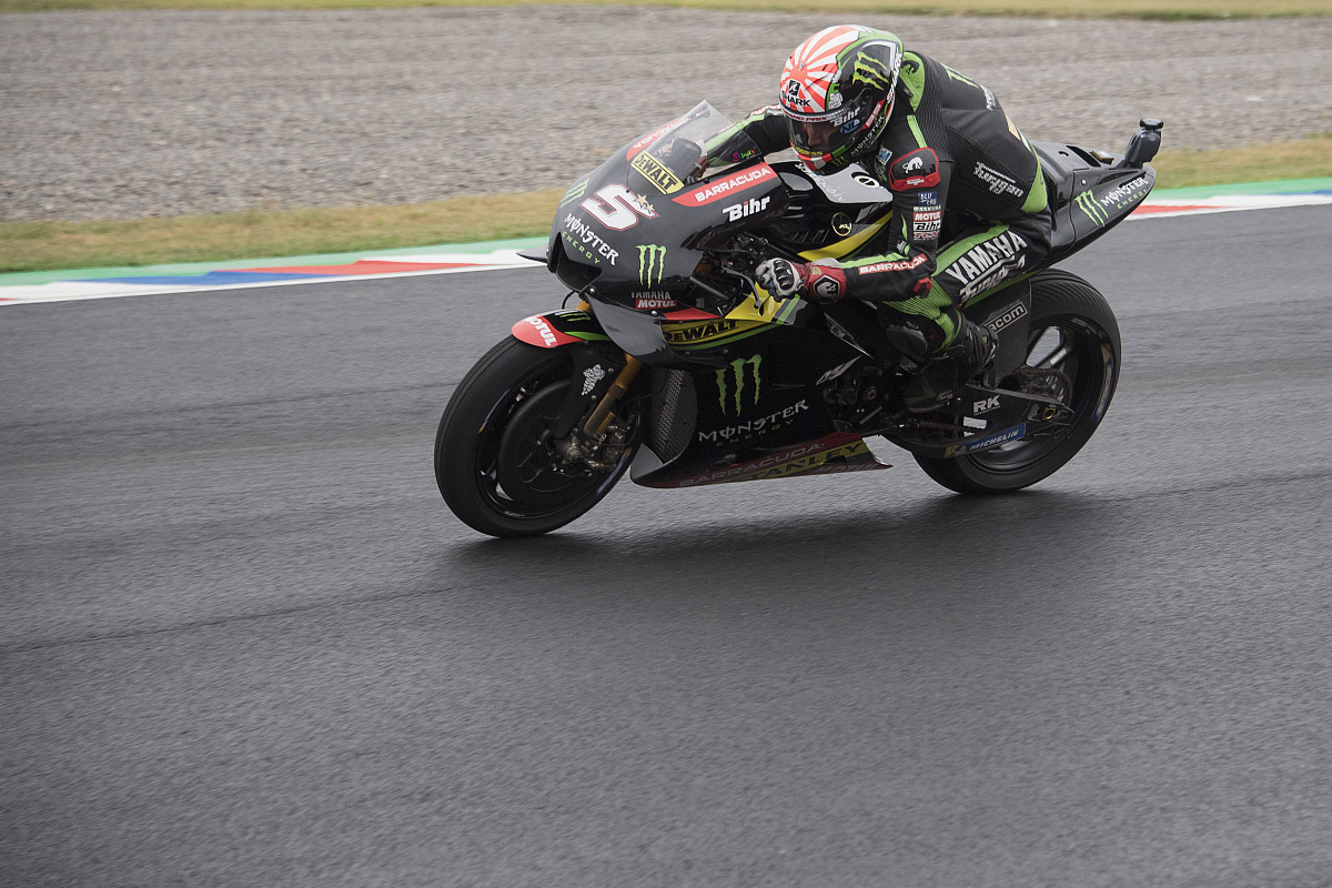 本田CB1000R 大黄蜂 14年骑行体验：城市通勤与长途旅行的完美伴侣