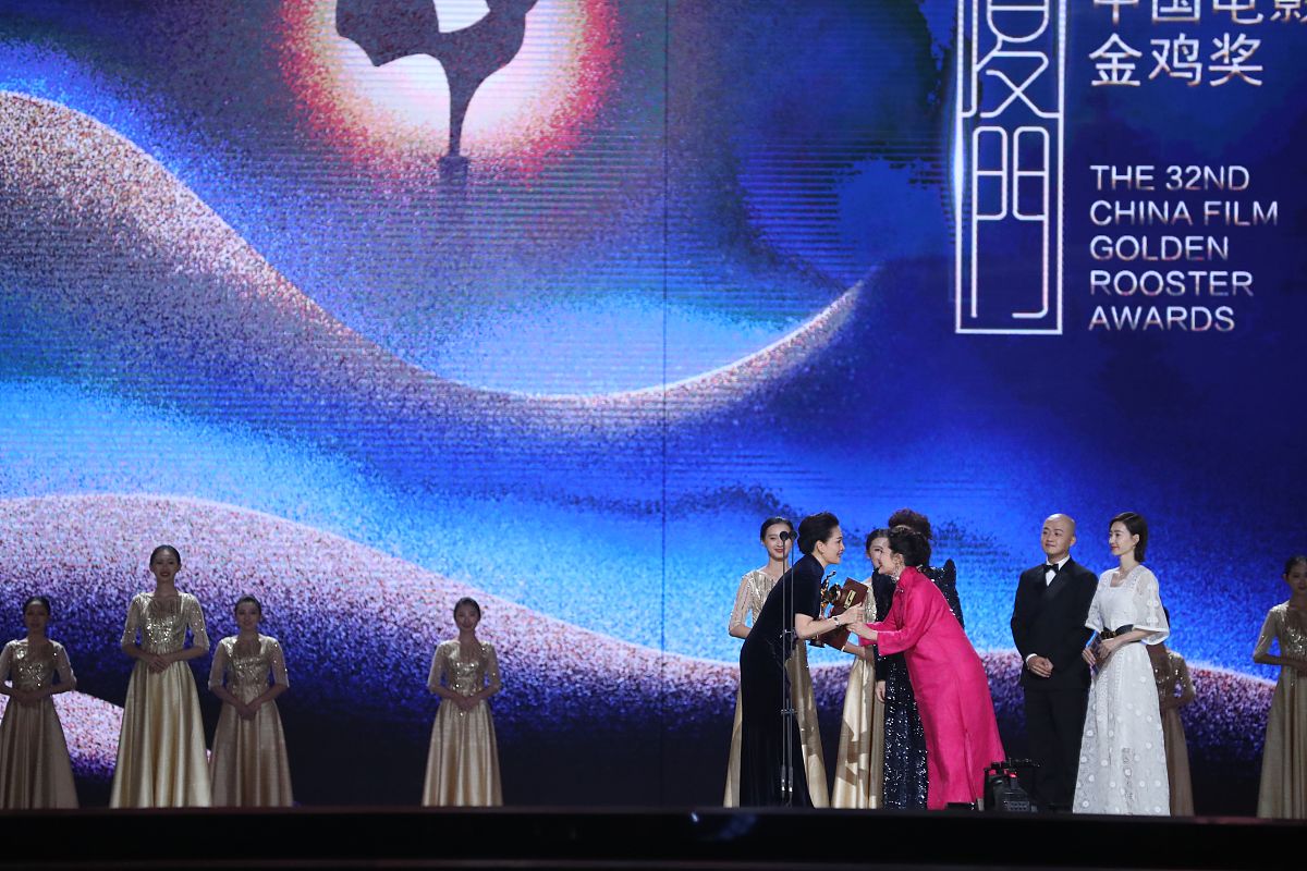 现代中国与外国文化交流的例子