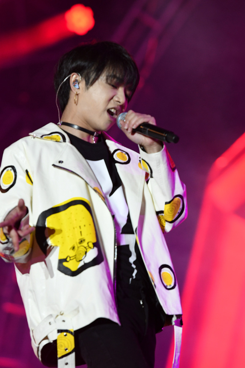 2017年4月22日,上海,b.i.g泛娱乐嘉年华.***_***华晨宇