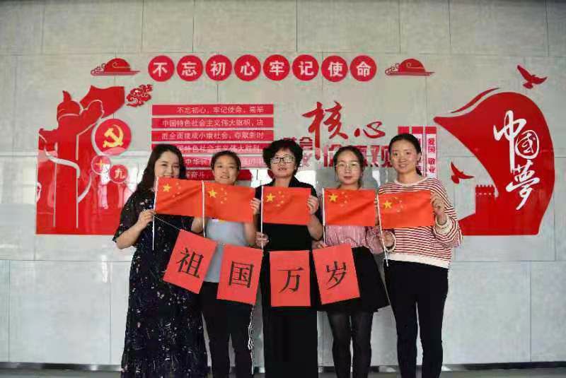 我愛你中國!新疆各族婦女姐妹向祖國母親深情告白!