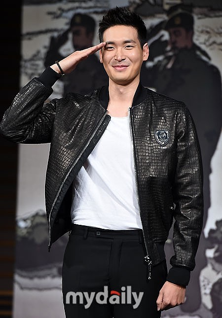 2015年3月6日,首尔,《真正的男人》第二季新闻发布会.***_***郑糠云