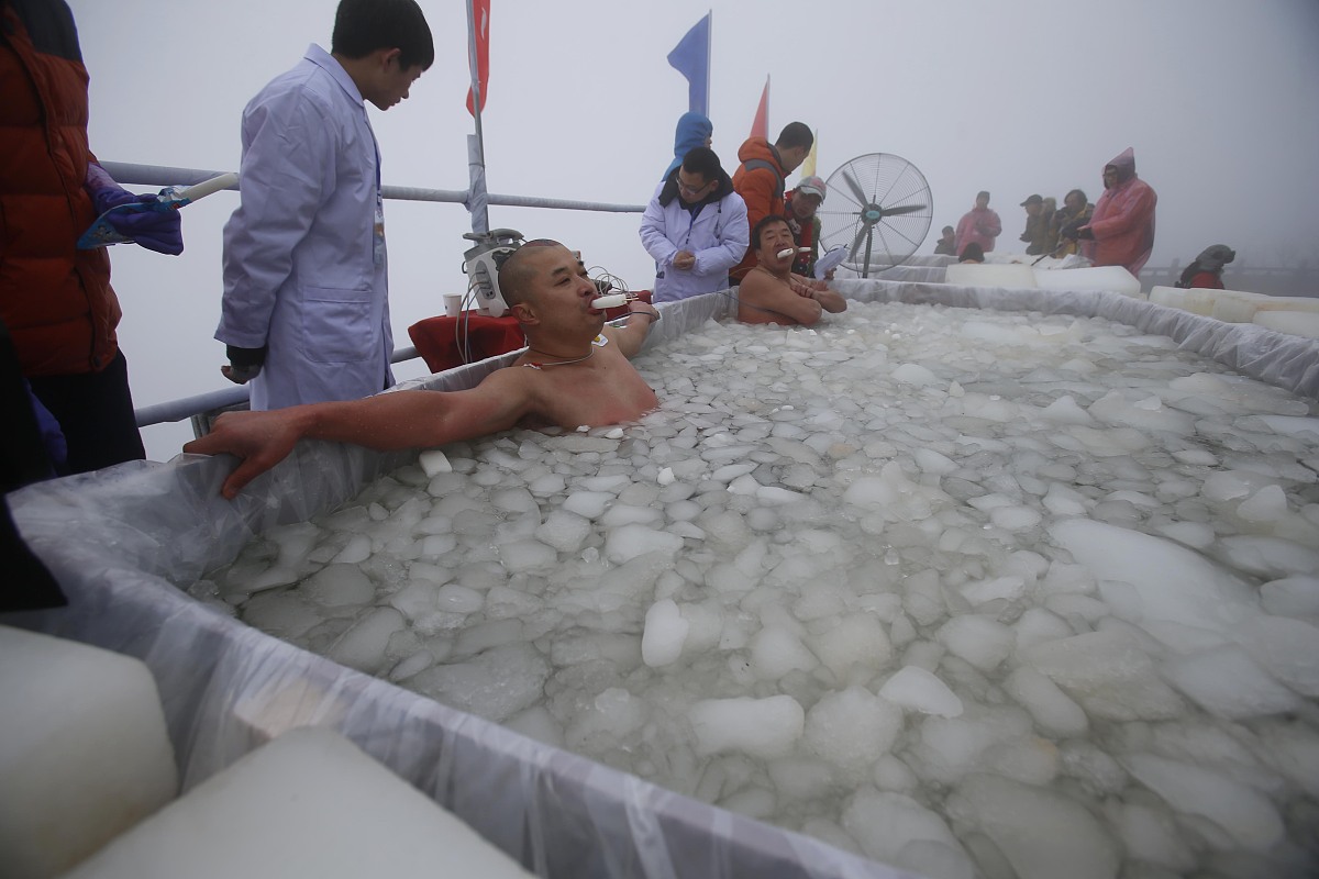 请帮我制定一个河南省郑州市到黑龙江省牡丹江市的自驾游方案要求期限在1个星期以内每天驾车时间不超过3小时