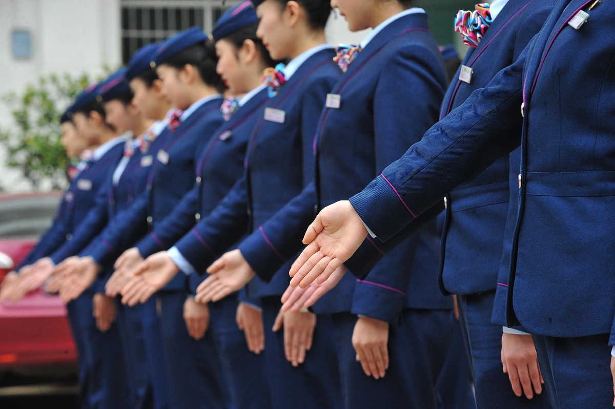 重庆市农业学校航空服务专业：热门专业，就业前景广阔