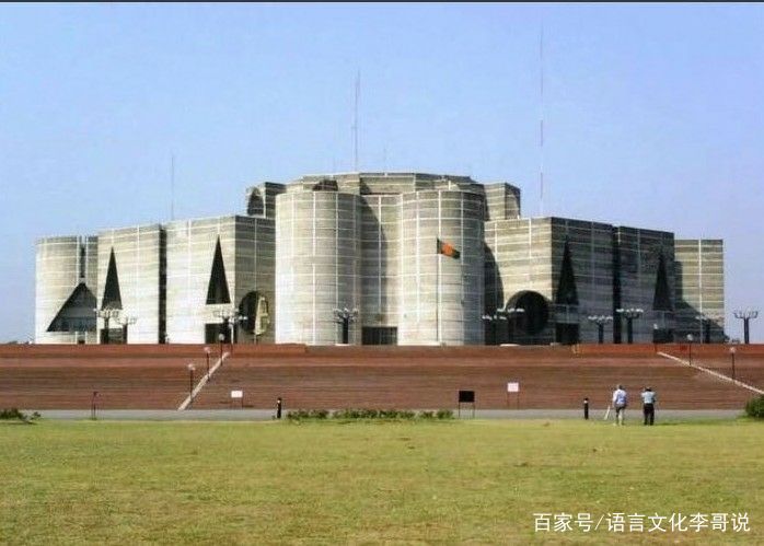 印度、巴基斯坦、孟加拉使用什么语言?