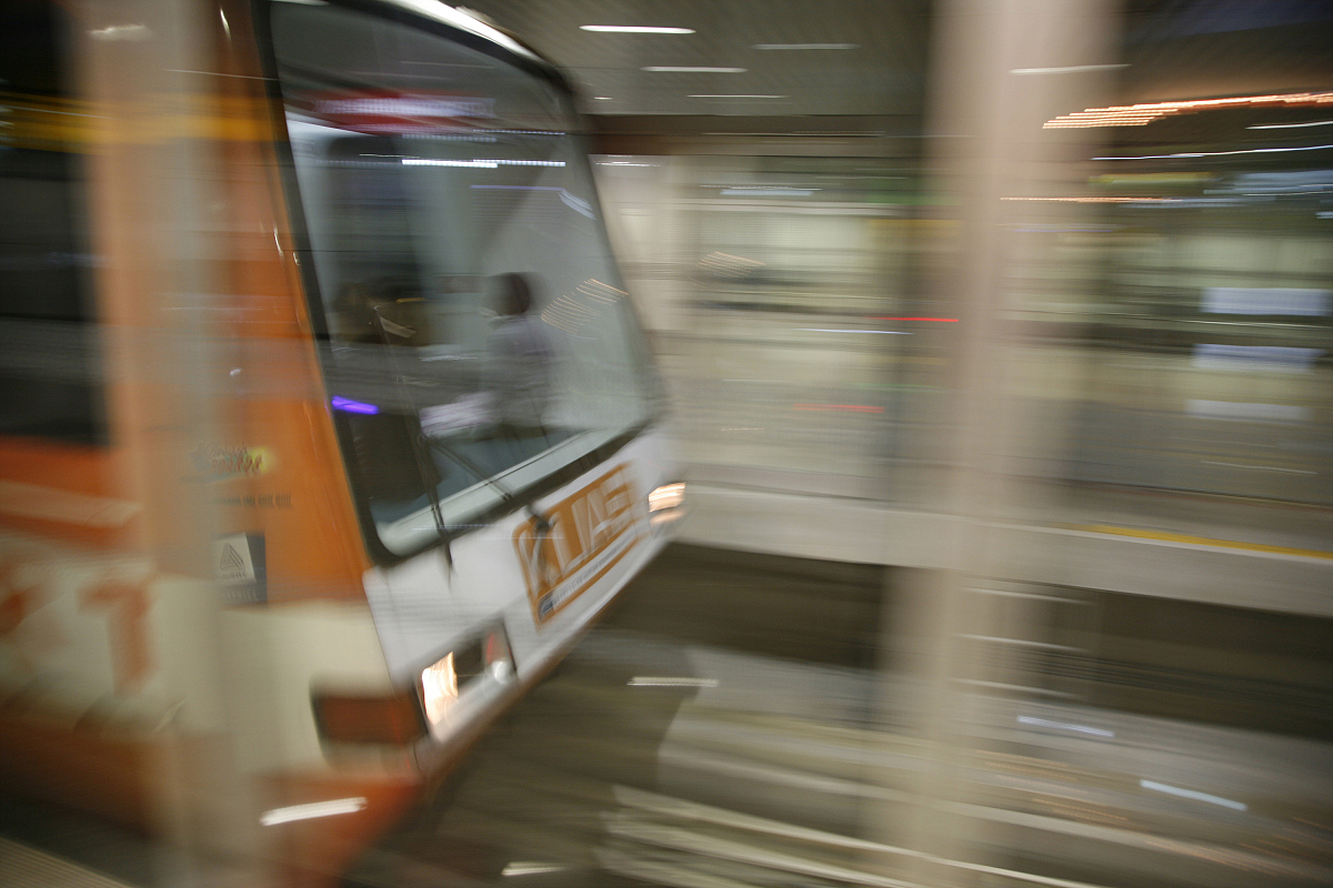 贵阳轻轨学校就业前景：2019年毕业生就业方向分析