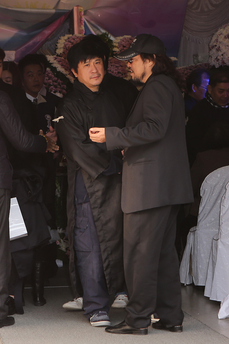 2014年1月24日,台北,胡瓜母亲告别式.***_***胡瓜  张菲