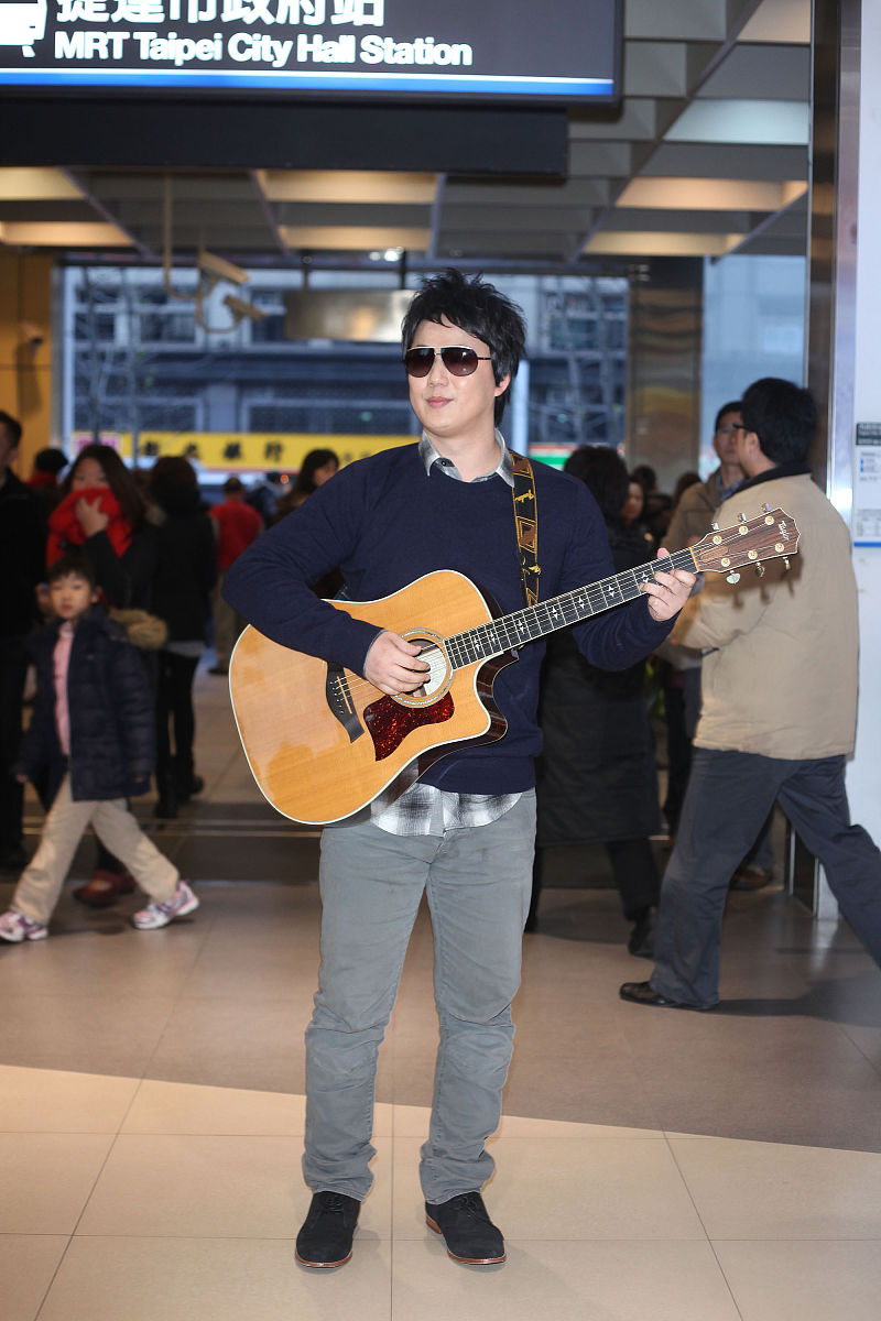 吉他弹唱歌曲：当我们相遇 (G, C, D, Em和弦)