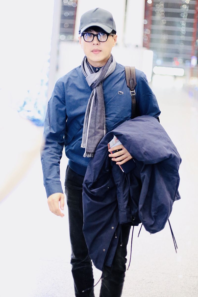 飞行夹克爆火文案：10个独特标题，引爆小红书流量！